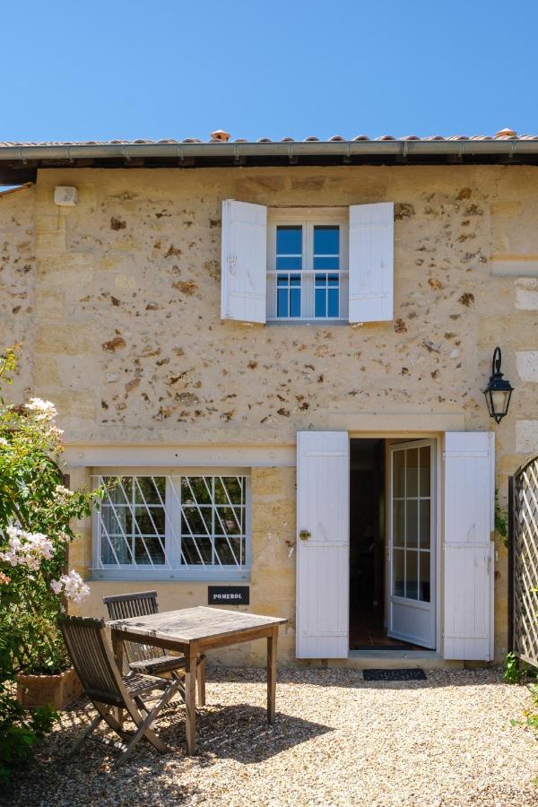 Gites Le Mathelin Lamothe-Montravel Exterior photo