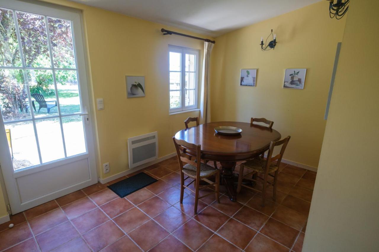 Gites Le Mathelin Lamothe-Montravel Exterior photo